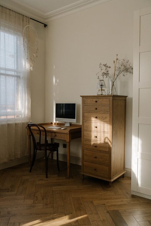 Tips for Creating a Cozy and Inviting Home Office Space